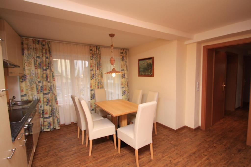 Appartements Reiterhaus Wagrain Zimmer foto